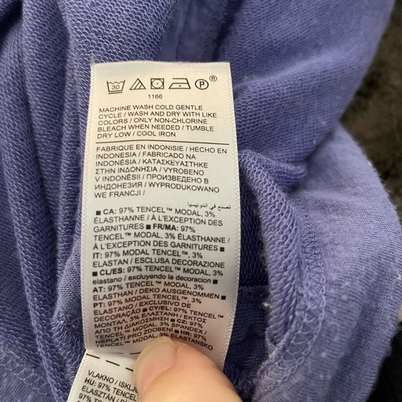 Athleta soft blue tie back tee size medium - Picture 5 of 5